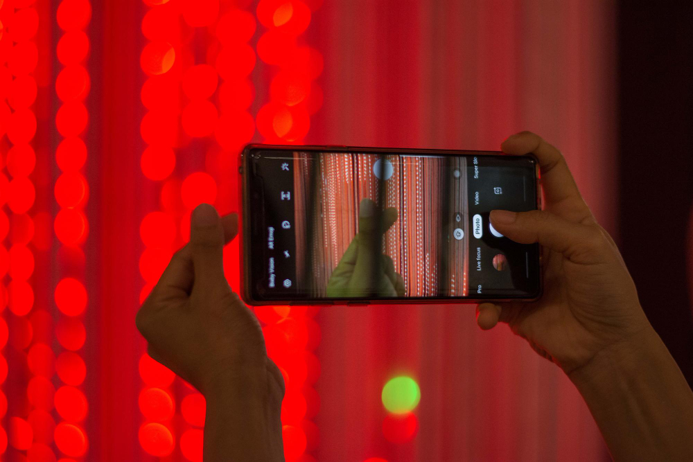 Google pixel 9 vs pixel 9 pro camera foto si camera video diferente