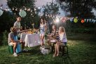 Boxa portabila perfecta pentru petrecerea perfecta outdoor. Cum o gasesti?
