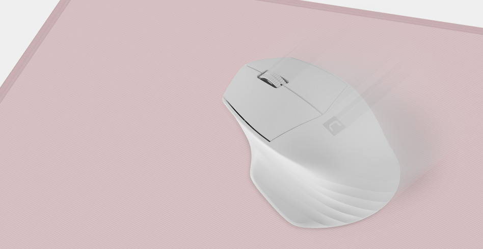 Covoras pentru mouse in culoarea Misty Rose, cu dimensiunile de 800x400 mm, cu un mouse alb in miscare pe suprafata sa
