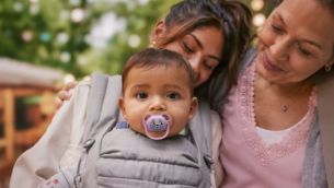 Iubite de bebelusi, cu un grad de acceptare a tetinei de 98%***