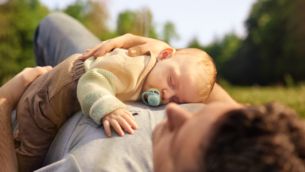 Iubite de bebelusi, cu un grad de acceptare a tetinei de 98%***