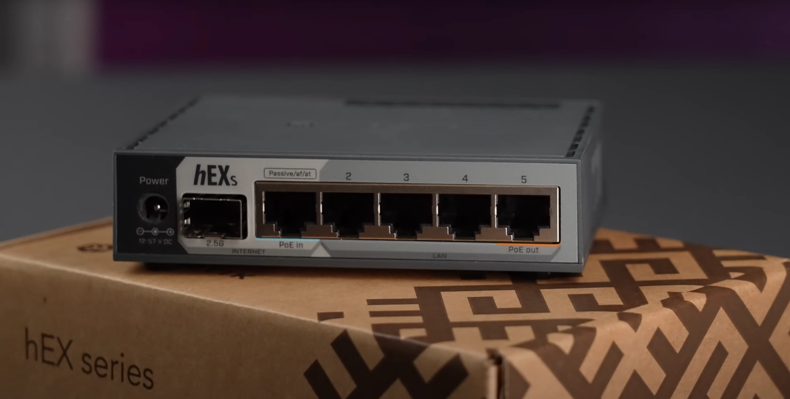 Mikrotik hEX S (2025) | Router | E60iUGS, 5x GbE RJ45, 1x SFP, iesire PoE, USB