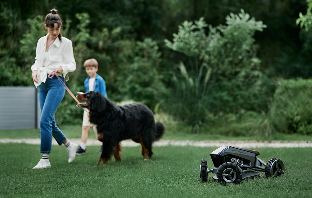 robot inteligent de tuns iarba ecoflow blade