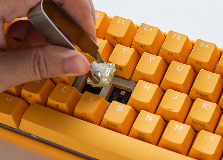 All standard Ducky One 3 mechanical keyboards are hot-swappable and feature Kailh’s hot-swap socket