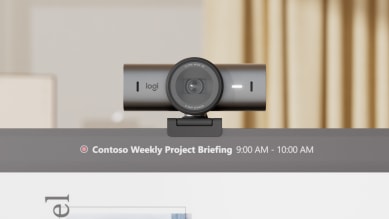 Camera web business Mx brio 705 montata pe monitor