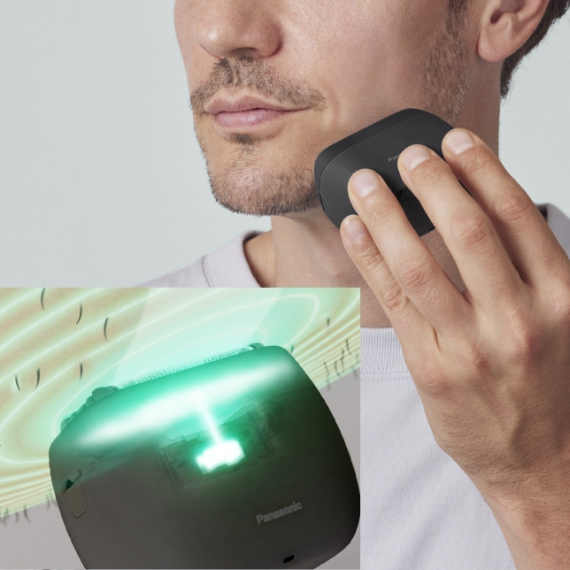 Barbierit personalizat cu tehnologia reactiva Beard Sensor+